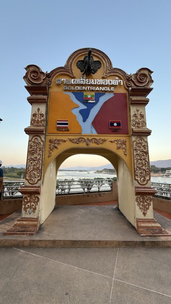 golden-triangle-chiang-rai.jpg